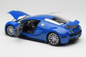 Bugatti Veyron Šviesiai Mėlyna Tamsiai Mėlyna Minichamps 1:18 100110821 Metalas - nuotrauka 5 iš 8