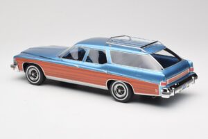 Buick Estate Wagon Light Blue Metallic BoS Models 1:18 BOS417 Derva - nuotrauka 5 iš 6