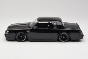 Buick Grand National Fast & Furious Juodas Jada 1:18 97178 Metalas - nuotrauka 4 iš 8