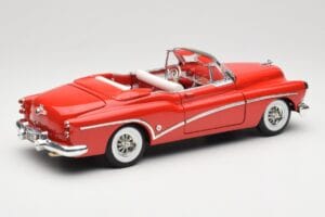 Buick Skylark Kabrioletas Raudonas Motormax 1:18 73129 Metalas - nuotrauka 3 iš 8