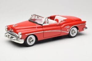 Buick Skylark Kabrioletas Raudonas Motormax 1:18 73129 Metalas