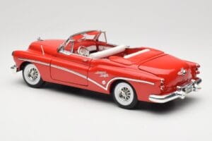 Buick Skylark Kabrioletas Raudonas Motormax 1:18 73129 Metalas - nuotrauka 7 iš 8