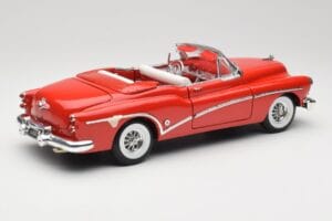 Buick Skylark Raudonas Motormax 1:18 411393-M1 Metalas - nuotrauka 3 iš 8