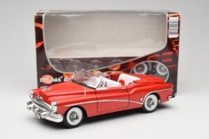 Buick Skylark Raudonas Motormax 1:18 411393-M1 Metalas - nuotrauka 8 iš 8