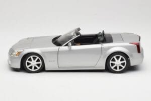 Cadillac XLR Kabrioletas Sidabrinis Hot Wheels 1:18 53838 Metalas - nuotrauka 4 iš 8
