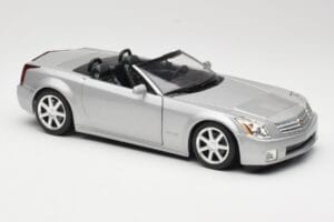 Cadillac XLR Kabrioletas Sidabrinis Hot Wheels 1:18 53838 Metalas - nuotrauka 6 iš 8
