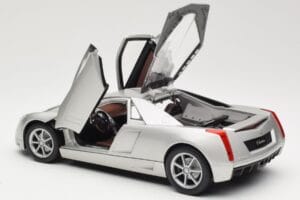 Cadillac Cien Sidabrinis Hot Wheels 1:18 57296 Metalas - nuotrauka 5 iš 8