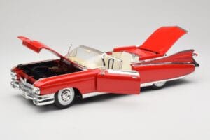 Cadillac Eldorado Biarritz Bolero Red Maisto 1:18 31813 Metalas - nuotrauka 2 iš 8