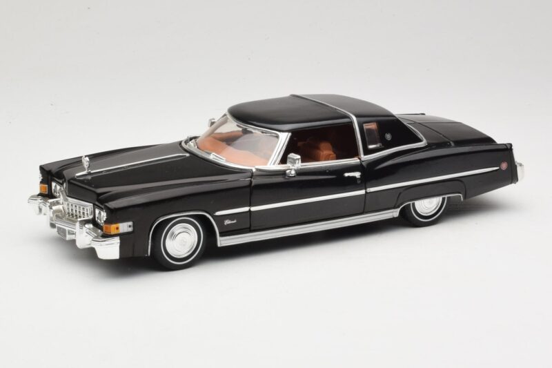 Cadillac Eldorado Juodas Anson 1:18 30357 Metalas