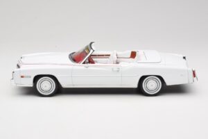 Cadillac Eldorado Kabrioletas Baltas MCG 1:18 MCG18474 Metalas - nuotrauka 3 iš 7