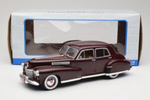 Cadillac Fleetwood 60 Special Sedan Raudonas MCG 1:18 MCG18071 Metalas - nuotrauka 6 iš 6