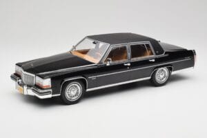 Cadillac Fleetwood Brougham Juodas MCG 1:18 MCG18250 Metalas