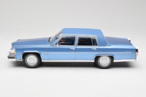 Cadillac Fleetwood Brougham Mėlynas Metalinis MCG 1:18 MCG18252 Metalas - nuotrauka 3 iš 6