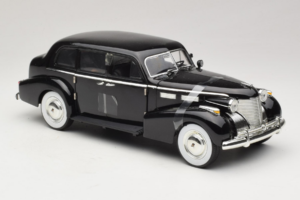 Cadillac Fleetwood Series 75 The Godfather Jada 1:18 91199 Metalas - nuotrauka 4 iš 6