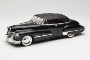 Cadillac Series 62 Juodas Anson 1:18 30345 Metalas