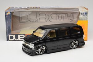 Chevrolet Astro Van Tuned Juodas Jada 1:18 63122 Metalas - nuotrauka 8 iš 8