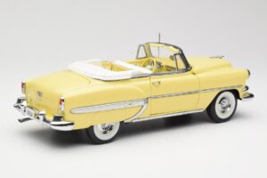 Chevrolet Bel Air Kabrioletas Geltonas Sun Star 1:18 1712 Metalas - nuotrauka 3 iš 8