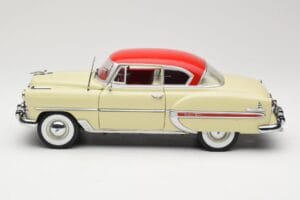 Chevrolet Bel Air Bežas Sun Star 1:18 1600 Metalas - nuotrauka 4 iš 8