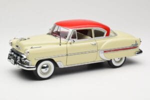 Chevrolet Bel Air Bežas Sun Star 1:18 1600 Metalas