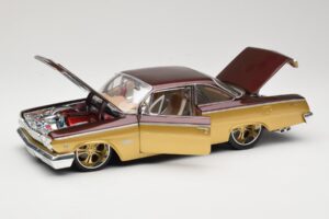Chevrolet Bel Air Auksinis & Rudas Maisto 1:18 31064 Metalas - nuotrauka 2 iš 8
