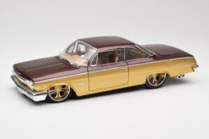 Chevrolet Bel Air Auksinis & Rudas Maisto 1:18 31064 Metalas