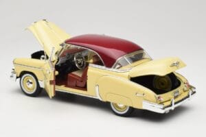 Chevrolet Bel Air Geltonas & Raudonas Motormax 1:18 73111 Metalas - nuotrauka 5 iš 8