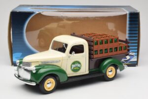 Chevrolet Brasseur Perrier Delivery Van Žalias Solido 1:18 203243 Metalas - nuotrauka 8 iš 8