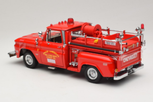 Chevrolet C-20 Fire Truck Sun Star 1:18 1383 Metalas - nuotrauka 5 iš 6