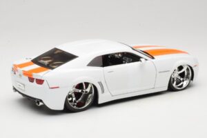 Chevrolet Camaro Concept Tuned Baltas Jada 1:18 63014 Metalas - nuotrauka 3 iš 8