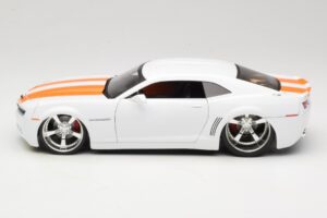 Chevrolet Camaro Concept Tuned Baltas Jada 1:18 63014 Metalas - nuotrauka 4 iš 8