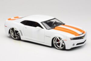 Chevrolet Camaro Concept Tuned Baltas Jada 1:18 63014 Metalas - nuotrauka 6 iš 8