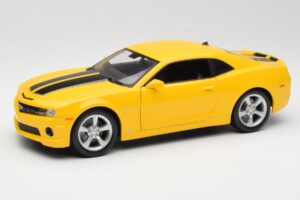 Chevrolet Camaro SS RS Geltonas Maisto 1:18 31173 Metalas