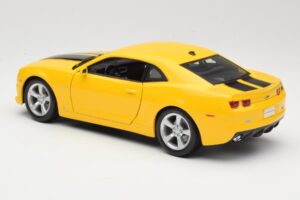 Chevrolet Camaro SS RS Geltonas Maisto 1:18 31173 Metalas - nuotrauka 7 iš 8