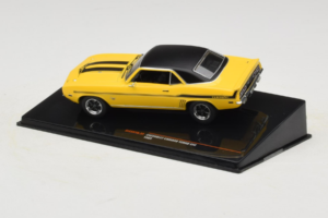 Chevrolet Camaro Yenko SYC Geltonas IXO 1:43 CLC591N Metalas - nuotrauka 3 iš 4