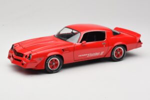 Chevrolet Camaro Z28 Yenko Turbo Z Raudonas GreenLight 1:18 12999 Metalas