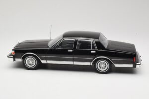 Chevrolet Caprice Juodas MCG 1:18 MCG18113 Metalas - nuotrauka 3 iš 6
