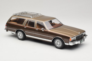 Chevrolet Caprice Estate Wagon Smėlio MCG 1:18 MCG18476 Metalas - nuotrauka 4 iš 6