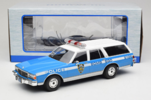 Chevrolet Caprice Estate Wagon NYPD MCG 1:18 MCG18477 Metalas - nuotrauka 6 iš 6