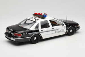 Chevrolet Caprice Glendale Policija UT Models 1:18 21026 Metalas - nuotrauka 3 iš 8