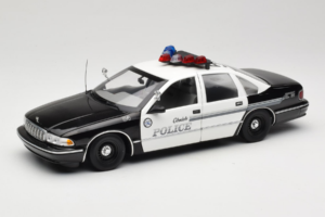 Chevrolet Caprice Glendale Policija UT Models 1:18 21026 Metalas