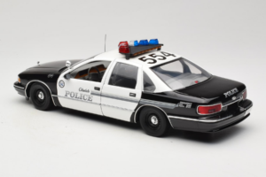 Chevrolet Caprice Glendale Policija UT Models 1:18 21026 Metalas - nuotrauka 7 iš 8