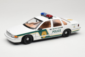 Chevrolet Caprice Metro Dade Policija UT Models 1:18 21024 Metalas