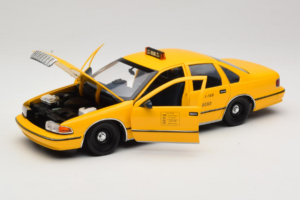 Chevrolet Caprice NYC Taksi UT Models 1:18 180142095 Metalas - nuotrauka 2 iš 8