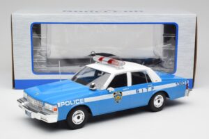 Chevrolet Caprice NYPD Policijos Automobilis MCG 1:18 MCG18360 Metalas - nuotrauka 6 iš 6