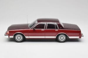 Chevrolet Caprice Raudonas Metalinis MCG 1:18 MCG18361 Metalas - nuotrauka 3 iš 6