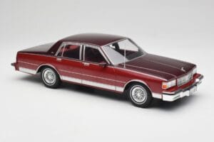 Chevrolet Caprice Raudonas Metalinis MCG 1:18 MCG18361 Metalas - nuotrauka 4 iš 6