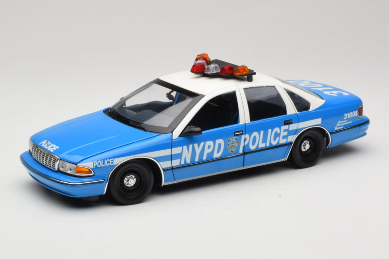 Chevrolet Caprice New York Policija UT Models 1:18 180142097 Metalas