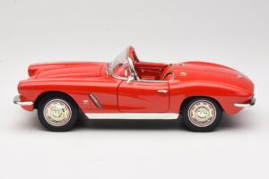 Chevrolet Corvette C1 Raudonas ERTL 1:18 7835 Metalas - nuotrauka 4 iš 8