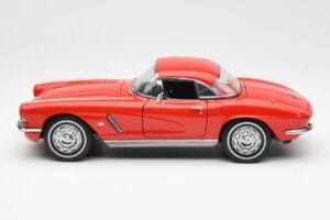 Chevrolet Corvette C1 Kabrioletas Roman Raudonas AUTOart 1:18 71102 Metalas - nuotrauka 4 iš 8