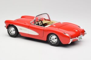 Chevrolet Corvette C1 Roadster Raudonas Bburago 1:18 3024 Metalas - nuotrauka 7 iš 8